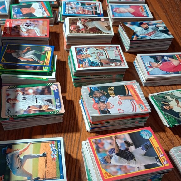 New Baseball Cards Lot Set Box Old - Picture 3 of 4